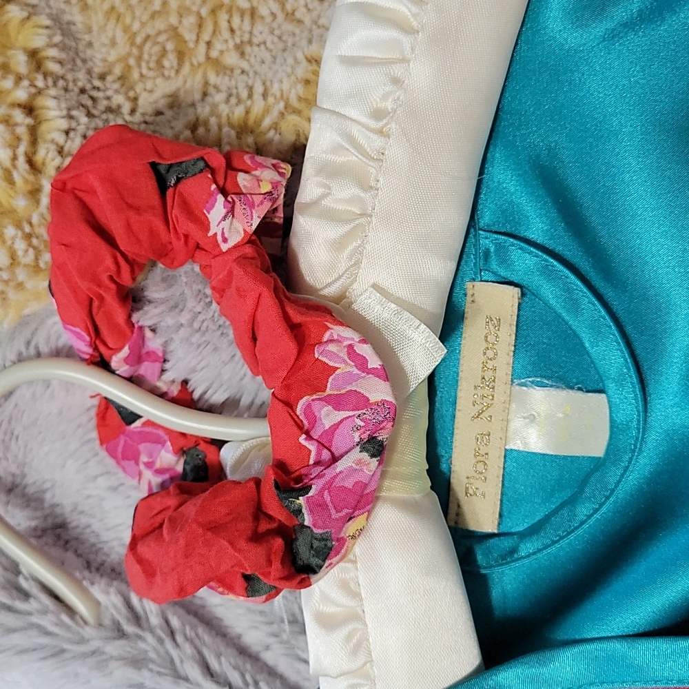 Flora Nikrooz Red Satin Embroidered Kimono - Picture 5 of 10